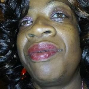 Meet your Posher, Bobbie